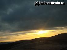 [P01] Rasarit de soare undeva intre Novaci si Ranca » foto by Ellada_sagapo
 - 
<span class="allrVoted glyphicon glyphicon-heart hidden" id="av177480"></span>
<a class="m-l-10 hidden" id="sv177480" onclick="voting_Foto_DelVot(,177480,4665)" role="button">șterge vot <span class="glyphicon glyphicon-remove"></span></a>
<a id="v9177480" class=" c-red"  onclick="voting_Foto_SetVot(177480)" role="button"><span class="glyphicon glyphicon-heart-empty"></span> <b>LIKE</b> = Votează poza</a> <img class="hidden"  id="f177480W9" src="/imagini/loader.gif" border="0" /><span class="AjErrMes hidden" id="e177480ErM"></span>