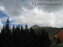 [P05] Varful Papusa vazut din localitate ( partea ce tine de Novaci) » foto by adria
 - 
<span class="allrVoted glyphicon glyphicon-heart hidden" id="av90063"></span>
<a class="m-l-10 hidden" id="sv90063" onclick="voting_Foto_DelVot(,90063,4665)" role="button">șterge vot <span class="glyphicon glyphicon-remove"></span></a>
<a id="v990063" class=" c-red"  onclick="voting_Foto_SetVot(90063)" role="button"><span class="glyphicon glyphicon-heart-empty"></span> <b>LIKE</b> = Votează poza</a> <img class="hidden"  id="f90063W9" src="/imagini/loader.gif" border="0" /><span class="AjErrMes hidden" id="e90063ErM"></span>