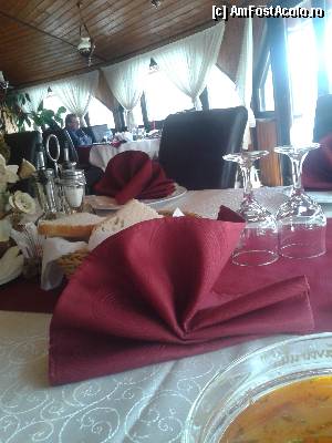 [P08] mesa impecabil aranjata » foto by amero
 - 
<span class="allrVoted glyphicon glyphicon-heart hidden" id="av407676"></span>
<a class="m-l-10 hidden" id="sv407676" onclick="voting_Foto_DelVot(,407676,4685)" role="button">șterge vot <span class="glyphicon glyphicon-remove"></span></a>
<a id="v9407676" class=" c-red"  onclick="voting_Foto_SetVot(407676)" role="button"><span class="glyphicon glyphicon-heart-empty"></span> <b>LIKE</b> = Votează poza</a> <img class="hidden"  id="f407676W9" src="/imagini/loader.gif" border="0" /><span class="AjErrMes hidden" id="e407676ErM"></span>