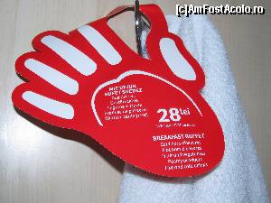 [P12] Hello Hotels- descrierea sumara a micului dejun si pretul acestuia- 6 euro » foto by luciaoradea
 - 
<span class="allrVoted glyphicon glyphicon-heart hidden" id="av641554"></span>
<a class="m-l-10 hidden" id="sv641554" onclick="voting_Foto_DelVot(,641554,4689)" role="button">șterge vot <span class="glyphicon glyphicon-remove"></span></a>
<a id="v9641554" class=" c-red"  onclick="voting_Foto_SetVot(641554)" role="button"><span class="glyphicon glyphicon-heart-empty"></span> <b>LIKE</b> = Votează poza</a> <img class="hidden"  id="f641554W9" src="/imagini/loader.gif" border="0" /><span class="AjErrMes hidden" id="e641554ErM"></span>