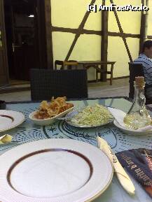 [P04] Masa cu chipsurile si salata de varza (deocamdata) » foto by Clotilde
 - 
<span class="allrVoted glyphicon glyphicon-heart hidden" id="av74996"></span>
<a class="m-l-10 hidden" id="sv74996" onclick="voting_Foto_DelVot(,74996,4690)" role="button">șterge vot <span class="glyphicon glyphicon-remove"></span></a>
<a id="v974996" class=" c-red"  onclick="voting_Foto_SetVot(74996)" role="button"><span class="glyphicon glyphicon-heart-empty"></span> <b>LIKE</b> = Votează poza</a> <img class="hidden"  id="f74996W9" src="/imagini/loader.gif" border="0" /><span class="AjErrMes hidden" id="e74996ErM"></span>
