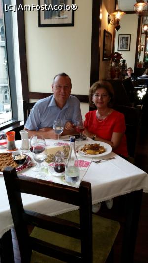 [P06] Noi la Restaurant Tirol » foto by mariana07
 - 
<span class="allrVoted glyphicon glyphicon-heart hidden" id="av979185"></span>
<a class="m-l-10 hidden" id="sv979185" onclick="voting_Foto_DelVot(,979185,4690)" role="button">șterge vot <span class="glyphicon glyphicon-remove"></span></a>
<a id="v9979185" class=" c-red"  onclick="voting_Foto_SetVot(979185)" role="button"><span class="glyphicon glyphicon-heart-empty"></span> <b>LIKE</b> = Votează poza</a> <img class="hidden"  id="f979185W9" src="/imagini/loader.gif" border="0" /><span class="AjErrMes hidden" id="e979185ErM"></span>