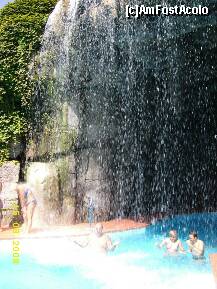 [P07] o minunata cascada la Aqualand » foto by mirmicu
 - 
<span class="allrVoted glyphicon glyphicon-heart hidden" id="av188103"></span>
<a class="m-l-10 hidden" id="sv188103" onclick="voting_Foto_DelVot(,188103,4692)" role="button">șterge vot <span class="glyphicon glyphicon-remove"></span></a>
<a id="v9188103" class=" c-red"  onclick="voting_Foto_SetVot(188103)" role="button"><span class="glyphicon glyphicon-heart-empty"></span> <b>LIKE</b> = Votează poza</a> <img class="hidden"  id="f188103W9" src="/imagini/loader.gif" border="0" /><span class="AjErrMes hidden" id="e188103ErM"></span>