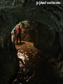 [P33] acesta este un tunel sapat in stanca de apa, care ne conduce chiar in spatele caderii principale de apa » foto by a.sr*
 - 
<span class="allrVoted glyphicon glyphicon-heart hidden" id="av253732"></span>
<a class="m-l-10 hidden" id="sv253732" onclick="voting_Foto_DelVot(,253732,4692)" role="button">șterge vot <span class="glyphicon glyphicon-remove"></span></a>
<a id="v9253732" class=" c-red"  onclick="voting_Foto_SetVot(253732)" role="button"><span class="glyphicon glyphicon-heart-empty"></span> <b>LIKE</b> = Votează poza</a> <img class="hidden"  id="f253732W9" src="/imagini/loader.gif" border="0" /><span class="AjErrMes hidden" id="e253732ErM"></span>