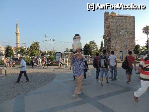 [P07] tipic oriental as zice, piata centrala » foto by claudiu 71
 - 
<span class="allrVoted glyphicon glyphicon-heart hidden" id="av463049"></span>
<a class="m-l-10 hidden" id="sv463049" onclick="voting_Foto_DelVot(,463049,4692)" role="button">șterge vot <span class="glyphicon glyphicon-remove"></span></a>
<a id="v9463049" class=" c-red"  onclick="voting_Foto_SetVot(463049)" role="button"><span class="glyphicon glyphicon-heart-empty"></span> <b>LIKE</b> = Votează poza</a> <img class="hidden"  id="f463049W9" src="/imagini/loader.gif" border="0" /><span class="AjErrMes hidden" id="e463049ErM"></span>