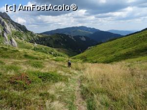 [P18] Traseul de întoarcere, prin Șaua Țigăilor.  » foto by tata123 🔱
 - 
<span class="allrVoted glyphicon glyphicon-heart hidden" id="av1109997"></span>
<a class="m-l-10 hidden" id="sv1109997" onclick="voting_Foto_DelVot(,1109997,4696)" role="button">șterge vot <span class="glyphicon glyphicon-remove"></span></a>
<a id="v91109997" class=" c-red"  onclick="voting_Foto_SetVot(1109997)" role="button"><span class="glyphicon glyphicon-heart-empty"></span> <b>LIKE</b> = Votează poza</a> <img class="hidden"  id="f1109997W9" src="/imagini/loader.gif" border="0" /><span class="AjErrMes hidden" id="e1109997ErM"></span>