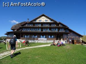 [P05] Cabana Ciucaș - rebrenduită între 2008-2011.  » foto by tata123 🔱
 - 
<span class="allrVoted glyphicon glyphicon-heart hidden" id="av1109984"></span>
<a class="m-l-10 hidden" id="sv1109984" onclick="voting_Foto_DelVot(,1109984,4696)" role="button">șterge vot <span class="glyphicon glyphicon-remove"></span></a>
<a id="v91109984" class=" c-red"  onclick="voting_Foto_SetVot(1109984)" role="button"><span class="glyphicon glyphicon-heart-empty"></span> <b>LIKE</b> = Votează poza</a> <img class="hidden"  id="f1109984W9" src="/imagini/loader.gif" border="0" /><span class="AjErrMes hidden" id="e1109984ErM"></span>