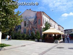[P01] Restaurant Ardelenesc Osanu din Craiova.Casa cu calcanul pictat de pe Lipscani la parterul careia se afla restaurantul. » foto by Floria
 - 
<span class="allrVoted glyphicon glyphicon-heart hidden" id="av1268453"></span>
<a class="m-l-10 hidden" id="sv1268453" onclick="voting_Foto_DelVot(,1268453,4701)" role="button">șterge vot <span class="glyphicon glyphicon-remove"></span></a>
<a id="v91268453" class=" c-red"  onclick="voting_Foto_SetVot(1268453)" role="button"><span class="glyphicon glyphicon-heart-empty"></span> <b>LIKE</b> = Votează poza</a> <img class="hidden"  id="f1268453W9" src="/imagini/loader.gif" border="0" /><span class="AjErrMes hidden" id="e1268453ErM"></span>