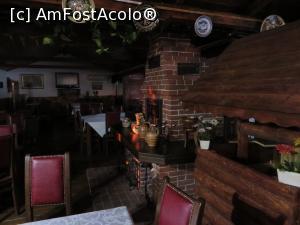 [P17] Interior - Restaurant „La Pădure”, Timișoara.  » foto by tata123 🔱
 - 
<span class="allrVoted glyphicon glyphicon-heart hidden" id="av795250"></span>
<a class="m-l-10 hidden" id="sv795250" onclick="voting_Foto_DelVot(,795250,4715)" role="button">șterge vot <span class="glyphicon glyphicon-remove"></span></a>
<a id="v9795250" class=" c-red"  onclick="voting_Foto_SetVot(795250)" role="button"><span class="glyphicon glyphicon-heart-empty"></span> <b>LIKE</b> = Votează poza</a> <img class="hidden"  id="f795250W9" src="/imagini/loader.gif" border="0" /><span class="AjErrMes hidden" id="e795250ErM"></span>