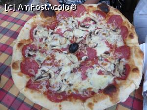 [P08] Pizza Salami Funghi.  » foto by tata123 🔱
 - 
<span class="allrVoted glyphicon glyphicon-heart hidden" id="av795241"></span>
<a class="m-l-10 hidden" id="sv795241" onclick="voting_Foto_DelVot(,795241,4715)" role="button">șterge vot <span class="glyphicon glyphicon-remove"></span></a>
<a id="v9795241" class=" c-red"  onclick="voting_Foto_SetVot(795241)" role="button"><span class="glyphicon glyphicon-heart-empty"></span> <b>LIKE</b> = Votează poza</a> <img class="hidden"  id="f795241W9" src="/imagini/loader.gif" border="0" /><span class="AjErrMes hidden" id="e795241ErM"></span>