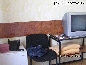 [P07] tv-ul, scaunul si racitorul din camera » foto by celeste
 - 
<span class="allrVoted glyphicon glyphicon-heart hidden" id="av365900"></span>
<a class="m-l-10 hidden" id="sv365900" onclick="voting_Foto_DelVot(,365900,4717)" role="button">șterge vot <span class="glyphicon glyphicon-remove"></span></a>
<a id="v9365900" class=" c-red"  onclick="voting_Foto_SetVot(365900)" role="button"><span class="glyphicon glyphicon-heart-empty"></span> <b>LIKE</b> = Votează poza</a> <img class="hidden"  id="f365900W9" src="/imagini/loader.gif" border="0" /><span class="AjErrMes hidden" id="e365900ErM"></span>