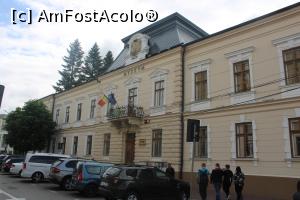 [P01] Suceava, Muzeul de Istorie, Clădire din perioada austriacă, monument istoric » foto by mprofeanu
 - 
<span class="allrVoted glyphicon glyphicon-heart hidden" id="av1323127"></span>
<a class="m-l-10 hidden" id="sv1323127" onclick="voting_Foto_DelVot(,1323127,4721)" role="button">șterge vot <span class="glyphicon glyphicon-remove"></span></a>
<a id="v91323127" class=" c-red"  onclick="voting_Foto_SetVot(1323127)" role="button"><span class="glyphicon glyphicon-heart-empty"></span> <b>LIKE</b> = Votează poza</a> <img class="hidden"  id="f1323127W9" src="/imagini/loader.gif" border="0" /><span class="AjErrMes hidden" id="e1323127ErM"></span>