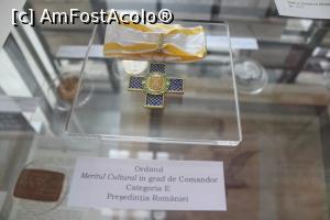 [P04] Suceava, Muzeul de Istorie, Vitrina cu trofee, este în stânga la parter » foto by mprofeanu
 - 
<span class="allrVoted glyphicon glyphicon-heart hidden" id="av1323130"></span>
<a class="m-l-10 hidden" id="sv1323130" onclick="voting_Foto_DelVot(,1323130,4721)" role="button">șterge vot <span class="glyphicon glyphicon-remove"></span></a>
<a id="v91323130" class=" c-red"  onclick="voting_Foto_SetVot(1323130)" role="button"><span class="glyphicon glyphicon-heart-empty"></span> <b>LIKE</b> = Votează poza</a> <img class="hidden"  id="f1323130W9" src="/imagini/loader.gif" border="0" /><span class="AjErrMes hidden" id="e1323130ErM"></span>