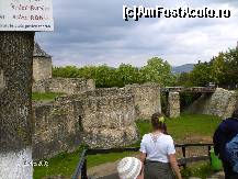 [P02] Preturile la intrare si ce adanc era canalul si in departare podul pe care se trece » foto by Valentina69
 - 
<span class="allrVoted glyphicon glyphicon-heart hidden" id="av43952"></span>
<a class="m-l-10 hidden" id="sv43952" onclick="voting_Foto_DelVot(,43952,4721)" role="button">șterge vot <span class="glyphicon glyphicon-remove"></span></a>
<a id="v943952" class=" c-red"  onclick="voting_Foto_SetVot(43952)" role="button"><span class="glyphicon glyphicon-heart-empty"></span> <b>LIKE</b> = Votează poza</a> <img class="hidden"  id="f43952W9" src="/imagini/loader.gif" border="0" /><span class="AjErrMes hidden" id="e43952ErM"></span>