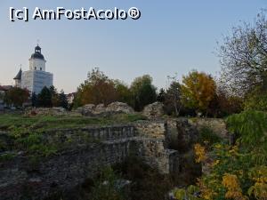[P09] Curtea Domnească din Suceava; în plan secund Turnul lui Lăpușneanu.  » foto by tata123 🔱
 - 
<span class="allrVoted glyphicon glyphicon-heart hidden" id="av1135158"></span>
<a class="m-l-10 hidden" id="sv1135158" onclick="voting_Foto_DelVot(,1135158,4721)" role="button">șterge vot <span class="glyphicon glyphicon-remove"></span></a>
<a id="v91135158" class=" c-red"  onclick="voting_Foto_SetVot(1135158)" role="button"><span class="glyphicon glyphicon-heart-empty"></span> <b>LIKE</b> = Votează poza</a> <img class="hidden"  id="f1135158W9" src="/imagini/loader.gif" border="0" /><span class="AjErrMes hidden" id="e1135158ErM"></span>