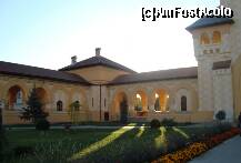 [P12] Catedrala Reintregirii Neamului din ALBA IULIA » foto by RobertCodescu
 - 
<span class="allrVoted glyphicon glyphicon-heart hidden" id="av195389"></span>
<a class="m-l-10 hidden" id="sv195389" onclick="voting_Foto_DelVot(,195389,4738)" role="button">șterge vot <span class="glyphicon glyphicon-remove"></span></a>
<a id="v9195389" class=" c-red"  onclick="voting_Foto_SetVot(195389)" role="button"><span class="glyphicon glyphicon-heart-empty"></span> <b>LIKE</b> = Votează poza</a> <img class="hidden"  id="f195389W9" src="/imagini/loader.gif" border="0" /><span class="AjErrMes hidden" id="e195389ErM"></span>
