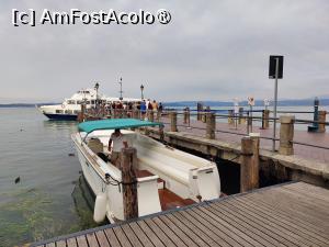 [P05] Pontonul din Sirmione » foto by crismis
 - 
<span class="allrVoted glyphicon glyphicon-heart hidden" id="av1514894"></span>
<a class="m-l-10 hidden" id="sv1514894" onclick="voting_Foto_DelVot(,1514894,4749)" role="button">șterge vot <span class="glyphicon glyphicon-remove"></span></a>
<a id="v91514894" class=" c-red"  onclick="voting_Foto_SetVot(1514894)" role="button"><span class="glyphicon glyphicon-heart-empty"></span> <b>LIKE</b> = Votează poza</a> <img class="hidden"  id="f1514894W9" src="/imagini/loader.gif" border="0" /><span class="AjErrMes hidden" id="e1514894ErM"></span>