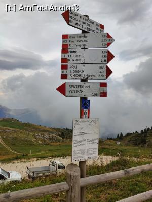 [P50] Trasee de drumeție ce pornesc din zona stației de telecabină de pe Mt. Baldo » foto by crismis
 - 
<span class="allrVoted glyphicon glyphicon-heart hidden" id="av1514939"></span>
<a class="m-l-10 hidden" id="sv1514939" onclick="voting_Foto_DelVot(,1514939,4749)" role="button">șterge vot <span class="glyphicon glyphicon-remove"></span></a>
<a id="v91514939" class=" c-red"  onclick="voting_Foto_SetVot(1514939)" role="button"><span class="glyphicon glyphicon-heart-empty"></span> <b>LIKE</b> = Votează poza</a> <img class="hidden"  id="f1514939W9" src="/imagini/loader.gif" border="0" /><span class="AjErrMes hidden" id="e1514939ErM"></span>