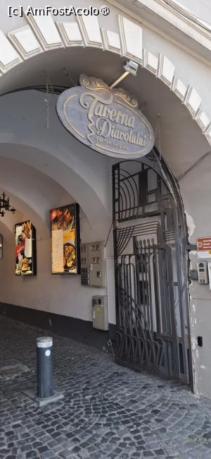 [P01] Targu Mures - Taverna Diavolului. Intrarea. » foto by iulianic
 - 
<span class="allrVoted glyphicon glyphicon-heart hidden" id="av1544462"></span>
<a class="m-l-10 hidden" id="sv1544462" onclick="voting_Foto_DelVot(,1544462,4761)" role="button">șterge vot <span class="glyphicon glyphicon-remove"></span></a>
<a id="v91544462" class=" c-red"  onclick="voting_Foto_SetVot(1544462)" role="button"><span class="glyphicon glyphicon-heart-empty"></span> <b>LIKE</b> = Votează poza</a> <img class="hidden"  id="f1544462W9" src="/imagini/loader.gif" border="0" /><span class="AjErrMes hidden" id="e1544462ErM"></span>