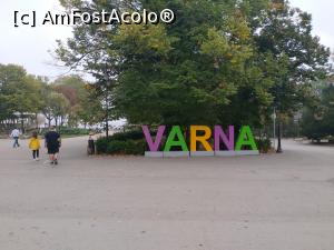 [P28] Intrarea centrală a grădinii Mării » foto by pacala_pm
 - 
<span class="allrVoted glyphicon glyphicon-heart hidden" id="av1201692"></span>
<a class="m-l-10 hidden" id="sv1201692" onclick="voting_Foto_DelVot(,1201692,4765)" role="button">șterge vot <span class="glyphicon glyphicon-remove"></span></a>
<a id="v91201692" class=" c-red"  onclick="voting_Foto_SetVot(1201692)" role="button"><span class="glyphicon glyphicon-heart-empty"></span> <b>LIKE</b> = Votează poza</a> <img class="hidden"  id="f1201692W9" src="/imagini/loader.gif" border="0" /><span class="AjErrMes hidden" id="e1201692ErM"></span>