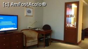 [P03] Hotel Athenee Palace Hilton - detaliu camera » foto by MirelaV
 - 
<span class="allrVoted glyphicon glyphicon-heart hidden" id="av735513"></span>
<a class="m-l-10 hidden" id="sv735513" onclick="voting_Foto_DelVot(,735513,4788)" role="button">șterge vot <span class="glyphicon glyphicon-remove"></span></a>
<a id="v9735513" class=" c-red"  onclick="voting_Foto_SetVot(735513)" role="button"><span class="glyphicon glyphicon-heart-empty"></span> <b>LIKE</b> = Votează poza</a> <img class="hidden"  id="f735513W9" src="/imagini/loader.gif" border="0" /><span class="AjErrMes hidden" id="e735513ErM"></span>