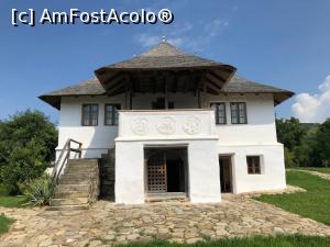 [P04] Casa cu Blazoane din Chiojdu.  » foto by Aurici
 - 
<span class="allrVoted glyphicon glyphicon-heart hidden" id="av1117568"></span>
<a class="m-l-10 hidden" id="sv1117568" onclick="voting_Foto_DelVot(,1117568,4816)" role="button">șterge vot <span class="glyphicon glyphicon-remove"></span></a>
<a id="v91117568" class=" c-red"  onclick="voting_Foto_SetVot(1117568)" role="button"><span class="glyphicon glyphicon-heart-empty"></span> <b>LIKE</b> = Votează poza</a> <img class="hidden"  id="f1117568W9" src="/imagini/loader.gif" border="0" /><span class="AjErrMes hidden" id="e1117568ErM"></span>
