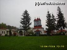 [P14] Imagine din curtea interioara a manastirii Ciolanu - era o zi intunecata, » foto by zangela69
 - 
<span class="allrVoted glyphicon glyphicon-heart hidden" id="av45951"></span>
<a class="m-l-10 hidden" id="sv45951" onclick="voting_Foto_DelVot(,45951,4816)" role="button">șterge vot <span class="glyphicon glyphicon-remove"></span></a>
<a id="v945951" class=" c-red"  onclick="voting_Foto_SetVot(45951)" role="button"><span class="glyphicon glyphicon-heart-empty"></span> <b>LIKE</b> = Votează poza</a> <img class="hidden"  id="f45951W9" src="/imagini/loader.gif" border="0" /><span class="AjErrMes hidden" id="e45951ErM"></span>