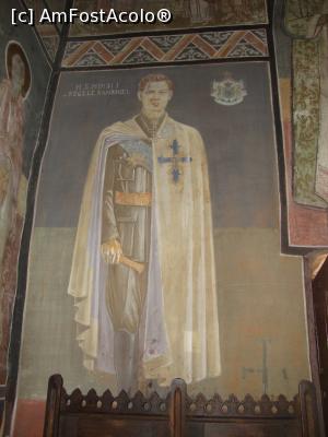 [P20] O reprezentare a Regelui Mihai în biserica veche a Mănăstirii Brâncoveanu.  » foto by Floryn81
 - 
<span class="allrVoted glyphicon glyphicon-heart hidden" id="av720660"></span>
<a class="m-l-10 hidden" id="sv720660" onclick="voting_Foto_DelVot(,720660,4842)" role="button">șterge vot <span class="glyphicon glyphicon-remove"></span></a>
<a id="v9720660" class=" c-red"  onclick="voting_Foto_SetVot(720660)" role="button"><span class="glyphicon glyphicon-heart-empty"></span> <b>LIKE</b> = Votează poza</a> <img class="hidden"  id="f720660W9" src="/imagini/loader.gif" border="0" /><span class="AjErrMes hidden" id="e720660ErM"></span>