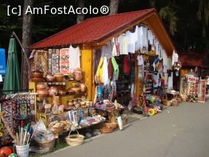 [P59] Până să ajungem la mașină aruncăm o privire la suvenirurile expuse spre a fi vândute turiștilor.  » foto by Floryn81
 - 
<span class="allrVoted glyphicon glyphicon-heart hidden" id="av720699"></span>
<a class="m-l-10 hidden" id="sv720699" onclick="voting_Foto_DelVot(,720699,4842)" role="button">șterge vot <span class="glyphicon glyphicon-remove"></span></a>
<a id="v9720699" class=" c-red"  onclick="voting_Foto_SetVot(720699)" role="button"><span class="glyphicon glyphicon-heart-empty"></span> <b>LIKE</b> = Votează poza</a> <img class="hidden"  id="f720699W9" src="/imagini/loader.gif" border="0" /><span class="AjErrMes hidden" id="e720699ErM"></span>