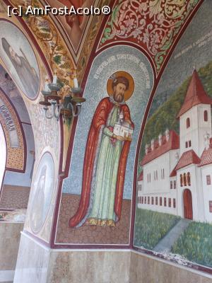 [P17] S&acirc;mbăta de Sus - Mănăstirea Br&acirc;ncoveanu. Pictură &icirc;n gangul clopotniței. » foto by iulianic
 - 
<span class="allrVoted glyphicon glyphicon-heart hidden" id="av1352343"></span>
<a class="m-l-10 hidden" id="sv1352343" onclick="voting_Foto_DelVot(,1352343,4842)" role="button">șterge vot <span class="glyphicon glyphicon-remove"></span></a>
<a id="v91352343" class=" c-red"  onclick="voting_Foto_SetVot(1352343)" role="button"><span class="glyphicon glyphicon-heart-empty"></span> <b>LIKE</b> = Votează poza</a> <img class="hidden"  id="f1352343W9" src="/imagini/loader.gif" border="0" /><span class="AjErrMes hidden" id="e1352343ErM"></span>