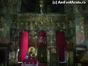 [P25] pictura din biserica veche. vedere inspre altar » foto by Dan&Ema
 - 
<span class="allrVoted glyphicon glyphicon-heart hidden" id="av594496"></span>
<a class="m-l-10 hidden" id="sv594496" onclick="voting_Foto_DelVot(,594496,4842)" role="button">șterge vot <span class="glyphicon glyphicon-remove"></span></a>
<a id="v9594496" class=" c-red"  onclick="voting_Foto_SetVot(594496)" role="button"><span class="glyphicon glyphicon-heart-empty"></span> <b>LIKE</b> = Votează poza</a> <img class="hidden"  id="f594496W9" src="/imagini/loader.gif" border="0" /><span class="AjErrMes hidden" id="e594496ErM"></span>