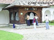 [P13] Foisorul cu fantana 'Izvorul Tamaduirii' » foto by corinne
 - 
<span class="allrVoted glyphicon glyphicon-heart hidden" id="av46522"></span>
<a class="m-l-10 hidden" id="sv46522" onclick="voting_Foto_DelVot(,46522,4842)" role="button">șterge vot <span class="glyphicon glyphicon-remove"></span></a>
<a id="v946522" class=" c-red"  onclick="voting_Foto_SetVot(46522)" role="button"><span class="glyphicon glyphicon-heart-empty"></span> <b>LIKE</b> = Votează poza</a> <img class="hidden"  id="f46522W9" src="/imagini/loader.gif" border="0" /><span class="AjErrMes hidden" id="e46522ErM"></span>