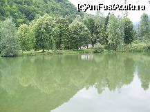 [P16] Lacul din spatele manastirii.. » foto by corinne
 - 
<span class="allrVoted glyphicon glyphicon-heart hidden" id="av46535"></span>
<a class="m-l-10 hidden" id="sv46535" onclick="voting_Foto_DelVot(,46535,4842)" role="button">șterge vot <span class="glyphicon glyphicon-remove"></span></a>
<a id="v946535" class=" c-red"  onclick="voting_Foto_SetVot(46535)" role="button"><span class="glyphicon glyphicon-heart-empty"></span> <b>LIKE</b> = Votează poza</a> <img class="hidden"  id="f46535W9" src="/imagini/loader.gif" border="0" /><span class="AjErrMes hidden" id="e46535ErM"></span>