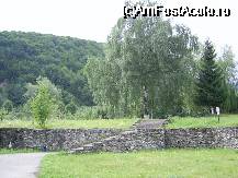 [P17] Scarile ce duc la lacul din spatele manastirii » foto by corinne
 - 
<span class="allrVoted glyphicon glyphicon-heart hidden" id="av46538"></span>
<a class="m-l-10 hidden" id="sv46538" onclick="voting_Foto_DelVot(,46538,4842)" role="button">șterge vot <span class="glyphicon glyphicon-remove"></span></a>
<a id="v946538" class=" c-red"  onclick="voting_Foto_SetVot(46538)" role="button"><span class="glyphicon glyphicon-heart-empty"></span> <b>LIKE</b> = Votează poza</a> <img class="hidden"  id="f46538W9" src="/imagini/loader.gif" border="0" /><span class="AjErrMes hidden" id="e46538ErM"></span>