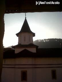 [P12] un crampei de liniste in seara de noiembrie... » foto by sandu.53
 - 
<span class="allrVoted glyphicon glyphicon-heart hidden" id="av284822"></span>
<a class="m-l-10 hidden" id="sv284822" onclick="voting_Foto_DelVot(,284822,4842)" role="button">șterge vot <span class="glyphicon glyphicon-remove"></span></a>
<a id="v9284822" class=" c-red"  onclick="voting_Foto_SetVot(284822)" role="button"><span class="glyphicon glyphicon-heart-empty"></span> <b>LIKE</b> = Votează poza</a> <img class="hidden"  id="f284822W9" src="/imagini/loader.gif" border="0" /><span class="AjErrMes hidden" id="e284822ErM"></span>