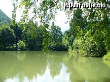 [P28] Sambata de Sus - lacul din spatele Manastirii Brancoveanu » foto by ascent
 - 
<span class="allrVoted glyphicon glyphicon-heart hidden" id="av174110"></span>
<a class="m-l-10 hidden" id="sv174110" onclick="voting_Foto_DelVot(,174110,4842)" role="button">șterge vot <span class="glyphicon glyphicon-remove"></span></a>
<a id="v9174110" class=" c-red"  onclick="voting_Foto_SetVot(174110)" role="button"><span class="glyphicon glyphicon-heart-empty"></span> <b>LIKE</b> = Votează poza</a> <img class="hidden"  id="f174110W9" src="/imagini/loader.gif" border="0" /><span class="AjErrMes hidden" id="e174110ErM"></span>