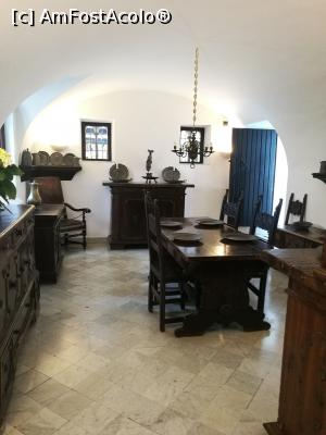 [P05] Sala de mese » foto by crismis
 - 
<span class="allrVoted glyphicon glyphicon-heart hidden" id="av965097"></span>
<a class="m-l-10 hidden" id="sv965097" onclick="voting_Foto_DelVot(,965097,4857)" role="button">șterge vot <span class="glyphicon glyphicon-remove"></span></a>
<a id="v9965097" class=" c-red"  onclick="voting_Foto_SetVot(965097)" role="button"><span class="glyphicon glyphicon-heart-empty"></span> <b>LIKE</b> = Votează poza</a> <img class="hidden"  id="f965097W9" src="/imagini/loader.gif" border="0" /><span class="AjErrMes hidden" id="e965097ErM"></span>