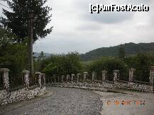 [P02] Drumul ce urca la Manastirea Govora » foto by verobutterfly
 - 
<span class="allrVoted glyphicon glyphicon-heart hidden" id="av147005"></span>
<a class="m-l-10 hidden" id="sv147005" onclick="voting_Foto_DelVot(,147005,4898)" role="button">șterge vot <span class="glyphicon glyphicon-remove"></span></a>
<a id="v9147005" class=" c-red"  onclick="voting_Foto_SetVot(147005)" role="button"><span class="glyphicon glyphicon-heart-empty"></span> <b>LIKE</b> = Votează poza</a> <img class="hidden"  id="f147005W9" src="/imagini/loader.gif" border="0" /><span class="AjErrMes hidden" id="e147005ErM"></span>