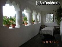 [P37] In Cula Duca, la etaj. Loc de luat masa si de citit » foto by verobutterfly
 - 
<span class="allrVoted glyphicon glyphicon-heart hidden" id="av147049"></span>
<a class="m-l-10 hidden" id="sv147049" onclick="voting_Foto_DelVot(,147049,4898)" role="button">șterge vot <span class="glyphicon glyphicon-remove"></span></a>
<a id="v9147049" class=" c-red"  onclick="voting_Foto_SetVot(147049)" role="button"><span class="glyphicon glyphicon-heart-empty"></span> <b>LIKE</b> = Votează poza</a> <img class="hidden"  id="f147049W9" src="/imagini/loader.gif" border="0" /><span class="AjErrMes hidden" id="e147049ErM"></span>