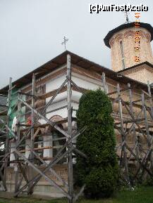 [P54] Manastirea-in renovare » foto by verobutterfly
 - 
<span class="allrVoted glyphicon glyphicon-heart hidden" id="av147073"></span>
<a class="m-l-10 hidden" id="sv147073" onclick="voting_Foto_DelVot(,147073,4898)" role="button">șterge vot <span class="glyphicon glyphicon-remove"></span></a>
<a id="v9147073" class=" c-red"  onclick="voting_Foto_SetVot(147073)" role="button"><span class="glyphicon glyphicon-heart-empty"></span> <b>LIKE</b> = Votează poza</a> <img class="hidden"  id="f147073W9" src="/imagini/loader.gif" border="0" /><span class="AjErrMes hidden" id="e147073ErM"></span>