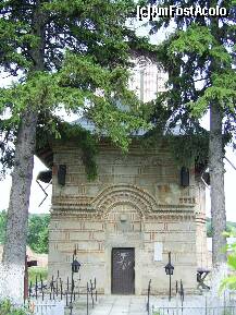 [P03] Manastirea Calui - Biserica veche. » foto by iulianic
 - 
<span class="allrVoted glyphicon glyphicon-heart hidden" id="av245643"></span>
<a class="m-l-10 hidden" id="sv245643" onclick="voting_Foto_DelVot(,245643,4898)" role="button">șterge vot <span class="glyphicon glyphicon-remove"></span></a>
<a id="v9245643" class=" c-red"  onclick="voting_Foto_SetVot(245643)" role="button"><span class="glyphicon glyphicon-heart-empty"></span> <b>LIKE</b> = Votează poza</a> <img class="hidden"  id="f245643W9" src="/imagini/loader.gif" border="0" /><span class="AjErrMes hidden" id="e245643ErM"></span>