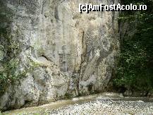 [P22] Cruce in stanca pe malul Bistritei » foto by Floria
 - 
<span class="allrVoted glyphicon glyphicon-heart hidden" id="av299283"></span>
<a class="m-l-10 hidden" id="sv299283" onclick="voting_Foto_DelVot(,299283,4898)" role="button">șterge vot <span class="glyphicon glyphicon-remove"></span></a>
<a id="v9299283" class=" c-red"  onclick="voting_Foto_SetVot(299283)" role="button"><span class="glyphicon glyphicon-heart-empty"></span> <b>LIKE</b> = Votează poza</a> <img class="hidden"  id="f299283W9" src="/imagini/loader.gif" border="0" /><span class="AjErrMes hidden" id="e299283ErM"></span>