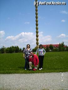 [P05] Eu si familia mea intr-un loc unic » foto by Valentina69
 - 
<span class="allrVoted glyphicon glyphicon-heart hidden" id="av78594"></span>
<a class="m-l-10 hidden" id="sv78594" onclick="voting_Foto_DelVot(,78594,4898)" role="button">șterge vot <span class="glyphicon glyphicon-remove"></span></a>
<a id="v978594" class=" c-red"  onclick="voting_Foto_SetVot(78594)" role="button"><span class="glyphicon glyphicon-heart-empty"></span> <b>LIKE</b> = Votează poza</a> <img class="hidden"  id="f78594W9" src="/imagini/loader.gif" border="0" /><span class="AjErrMes hidden" id="e78594ErM"></span>