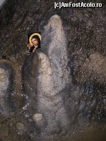 [P27] Pestera Polovragi si formele sale impresionante » foto by ancamariagadea*
 - 
<span class="allrVoted glyphicon glyphicon-heart hidden" id="av77849"></span>
<a class="m-l-10 hidden" id="sv77849" onclick="voting_Foto_DelVot(,77849,4898)" role="button">șterge vot <span class="glyphicon glyphicon-remove"></span></a>
<a id="v977849" class=" c-red"  onclick="voting_Foto_SetVot(77849)" role="button"><span class="glyphicon glyphicon-heart-empty"></span> <b>LIKE</b> = Votează poza</a> <img class="hidden"  id="f77849W9" src="/imagini/loader.gif" border="0" /><span class="AjErrMes hidden" id="e77849ErM"></span>