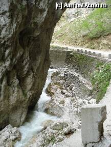 [P13] Raul Bistrita este obligat sa-si ingusteze drumul formand suvoaie de apa. » foto by vtudor58
 - 
<span class="allrVoted glyphicon glyphicon-heart hidden" id="av79320"></span>
<a class="m-l-10 hidden" id="sv79320" onclick="voting_Foto_DelVot(,79320,4898)" role="button">șterge vot <span class="glyphicon glyphicon-remove"></span></a>
<a id="v979320" class=" c-red"  onclick="voting_Foto_SetVot(79320)" role="button"><span class="glyphicon glyphicon-heart-empty"></span> <b>LIKE</b> = Votează poza</a> <img class="hidden"  id="f79320W9" src="/imagini/loader.gif" border="0" /><span class="AjErrMes hidden" id="e79320ErM"></span>