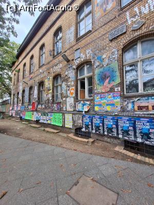 [P08] R.A.W. - cartier creativ » foto by Sclemby
 - 
<span class="allrVoted glyphicon glyphicon-heart hidden" id="av1497197"></span>
<a class="m-l-10 hidden" id="sv1497197" onclick="voting_Foto_DelVot(,1497197,4900)" role="button">șterge vot <span class="glyphicon glyphicon-remove"></span></a>
<a id="v91497197" class=" c-red"  onclick="voting_Foto_SetVot(1497197)" role="button"><span class="glyphicon glyphicon-heart-empty"></span> <b>LIKE</b> = Votează poza</a> <img class="hidden"  id="f1497197W9" src="/imagini/loader.gif" border="0" /><span class="AjErrMes hidden" id="e1497197ErM"></span>