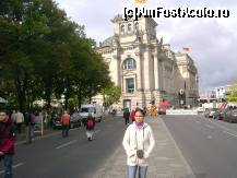[P02] In spate, o parte din cladirea Reichstag » foto by zenobia*
 - 
<span class="allrVoted glyphicon glyphicon-heart hidden" id="av47917"></span>
<a class="m-l-10 hidden" id="sv47917" onclick="voting_Foto_DelVot(,47917,4900)" role="button">șterge vot <span class="glyphicon glyphicon-remove"></span></a>
<a id="v947917" class=" c-red"  onclick="voting_Foto_SetVot(47917)" role="button"><span class="glyphicon glyphicon-heart-empty"></span> <b>LIKE</b> = Votează poza</a> <img class="hidden"  id="f47917W9" src="/imagini/loader.gif" border="0" /><span class="AjErrMes hidden" id="e47917ErM"></span>