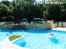 [P06] Piscina hotelului su sezlonguri si umbrelute gratuit » foto by movadis
 - 
<span class="allrVoted glyphicon glyphicon-heart hidden" id="av344848"></span>
<a class="m-l-10 hidden" id="sv344848" onclick="voting_Foto_DelVot(,344848,4903)" role="button">șterge vot <span class="glyphicon glyphicon-remove"></span></a>
<a id="v9344848" class=" c-red"  onclick="voting_Foto_SetVot(344848)" role="button"><span class="glyphicon glyphicon-heart-empty"></span> <b>LIKE</b> = Votează poza</a> <img class="hidden"  id="f344848W9" src="/imagini/loader.gif" border="0" /><span class="AjErrMes hidden" id="e344848ErM"></span>