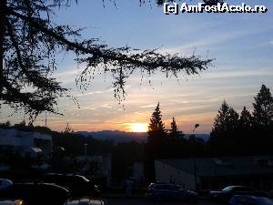 [P08] Apus de soare în sovata, văzut de undeva de pe șoseaua din spatele Hotelurilor Danubius Spa și Aluniș.  » foto by izabiza
 - 
<span class="allrVoted glyphicon glyphicon-heart hidden" id="av672741"></span>
<a class="m-l-10 hidden" id="sv672741" onclick="voting_Foto_DelVot(,672741,4909)" role="button">șterge vot <span class="glyphicon glyphicon-remove"></span></a>
<a id="v9672741" class=" c-red"  onclick="voting_Foto_SetVot(672741)" role="button"><span class="glyphicon glyphicon-heart-empty"></span> <b>LIKE</b> = Votează poza</a> <img class="hidden"  id="f672741W9" src="/imagini/loader.gif" border="0" /><span class="AjErrMes hidden" id="e672741ErM"></span>