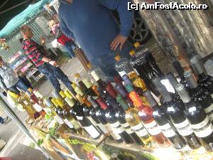 [P22] O podgorie din Ungaria isi prezinta marfa » foto by dorgo
 - 
<span class="allrVoted glyphicon glyphicon-heart hidden" id="av561702"></span>
<a class="m-l-10 hidden" id="sv561702" onclick="voting_Foto_DelVot(,561702,4909)" role="button">șterge vot <span class="glyphicon glyphicon-remove"></span></a>
<a id="v9561702" class=" c-red"  onclick="voting_Foto_SetVot(561702)" role="button"><span class="glyphicon glyphicon-heart-empty"></span> <b>LIKE</b> = Votează poza</a> <img class="hidden"  id="f561702W9" src="/imagini/loader.gif" border="0" /><span class="AjErrMes hidden" id="e561702ErM"></span>